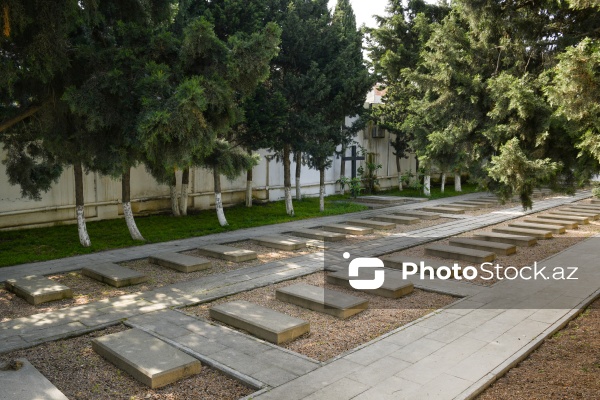II Dünya müharibəsindən sonra alman əsirlərin dəfn olunduğu qəbiristanlıq