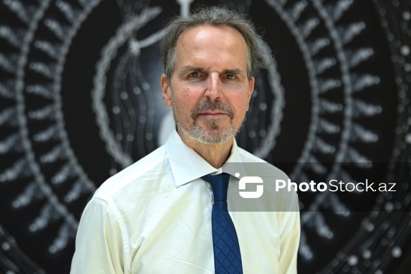 Alman tədqiqatçısı Yakob Mayer