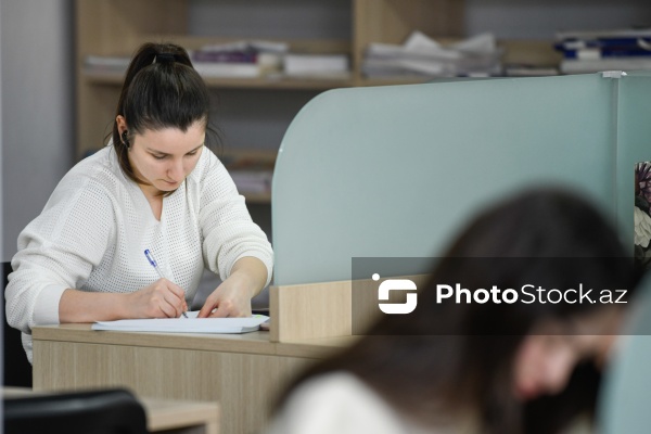 Zəngin kitab fonduna malik AMEA-nın Mərkəzi Elmi Kitabxanası
