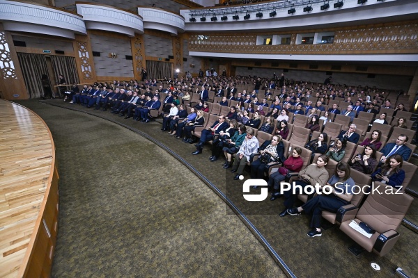 "AnewZ" TV-nin hazırladığı "The oligarch's design" sənədli filminin rəsmi nümayişi