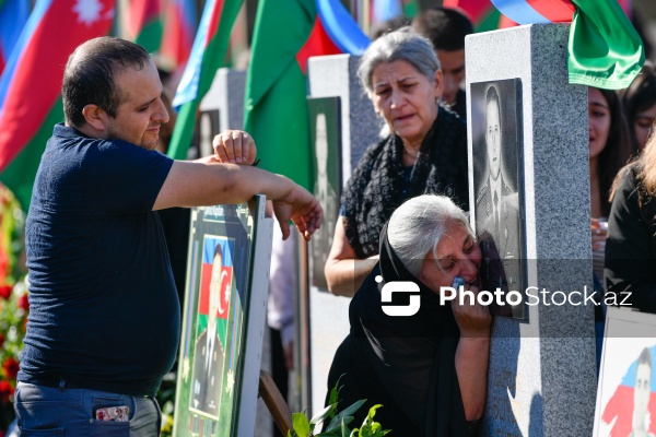 Azərbaycan Vətən müharibəsində şəhid olan qəhrəman övladlarını yad edir