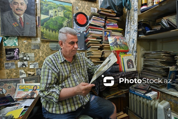 Camal Abdullayevin Musiqi və Kitab Mərkəzi