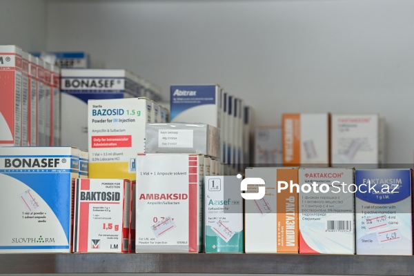 Tibbi ehtiyacların qarşılanmasında mühüm rol oynayan apteklər