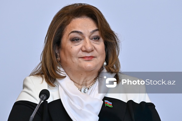 Hicran Hüseynova - AQEM-in qadınların liderliyinə həsr olunmuş beynəlxalq konfransında