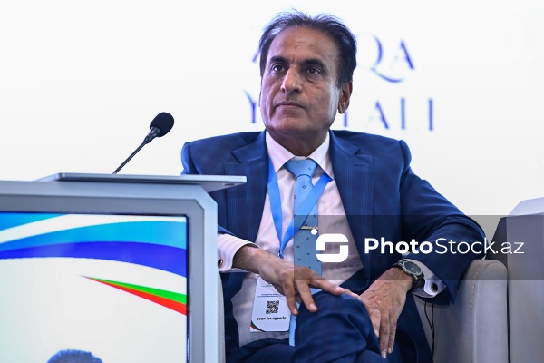 Abdul Xaliq Şeyx - AQEM-in qadınların liderliyinə həsr olunmuş beynəlxalq konfransında