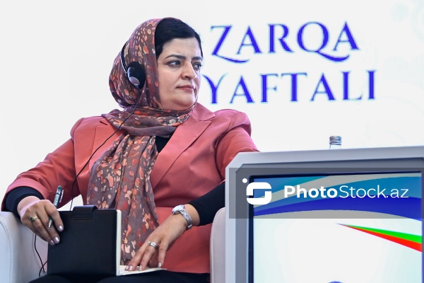Zarqa Yaftali - AQEM-in qadınların liderliyinə həsr olunmuş beynəlxalq konfransında