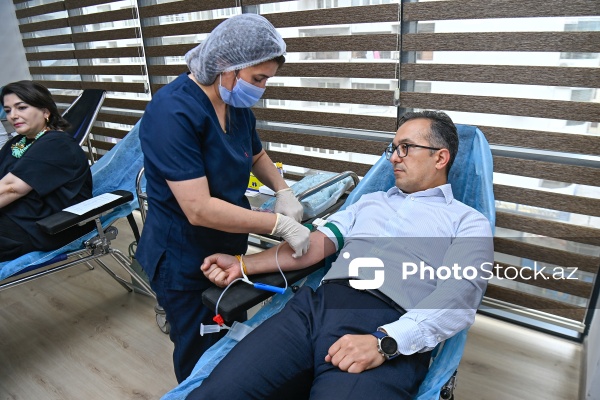 İlahiyyat İnstitutunda Aşura günü ilə əlaqədar keçirilən qanvermə aksiyası