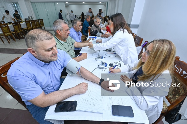 Aşura günü ilə bağlı "Təzəpir" məscidində keçirilən qanvermə aksiyası