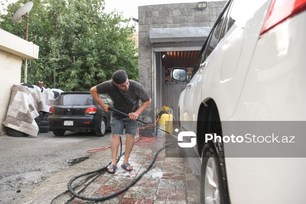 Paytaxtda avtoyuma məntəqələrinin gündəlik fəaliyyəti