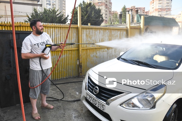 Paytaxtda avtoyuma məntəqələrinin gündəlik fəaliyyəti