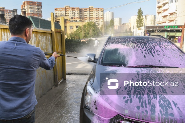 Paytaxtda avtoyuma məntəqələrinin gündəlik fəaliyyəti