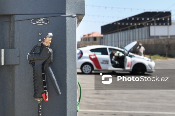 Paytaxtda avtoyuma məntəqələrinin gündəlik fəaliyyəti