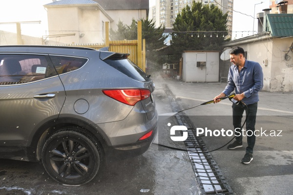 Paytaxtda avtoyuma məntəqələrinin gündəlik fəaliyyəti