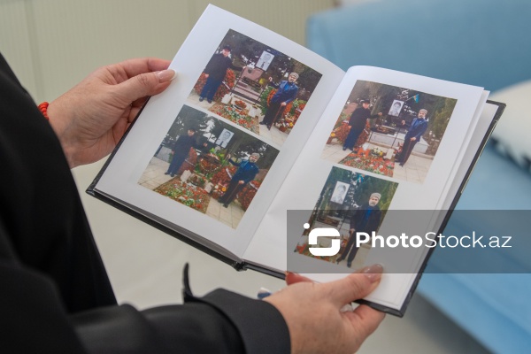 AZAL-ın təyyarə qəzasında həlak olan Aleksandr Kalyaninovun anası Yelena Kalyaninova