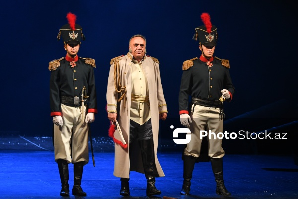 Azərbaycan Dövlət Akademik Milli Dram Teatrında keçirilən "Baş" tamaşasının premyerası