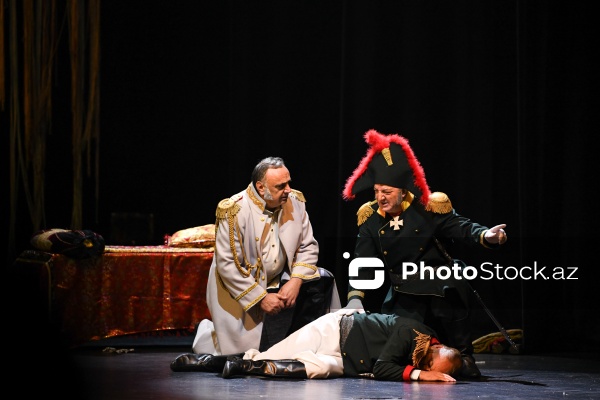 Azərbaycan Dövlət Akademik Milli Dram Teatrında keçirilən "Baş" tamaşasının premyerası