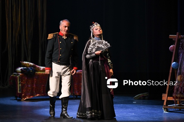 Azərbaycan Dövlət Akademik Milli Dram Teatrında keçirilən "Baş" tamaşasının premyerası