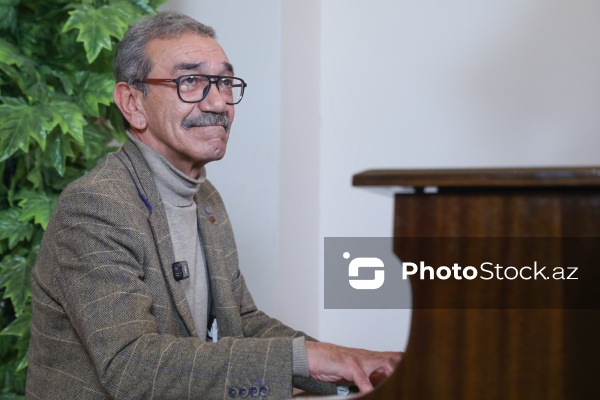 Azərbaycan Dövlət Akademik Rus Dram Teatrının aktyoru, Xalq artisti Məbud Məhərrəmov