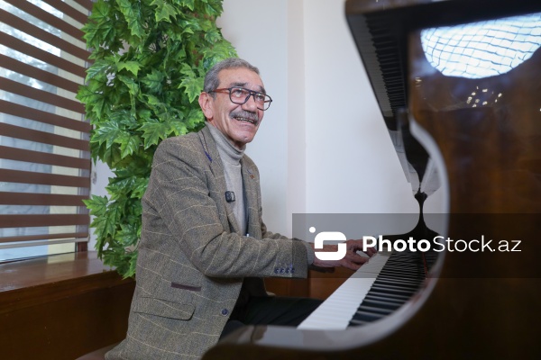 Azərbaycan Dövlət Akademik Rus Dram Teatrının aktyoru, Xalq artisti Məbud Məhərrəmov