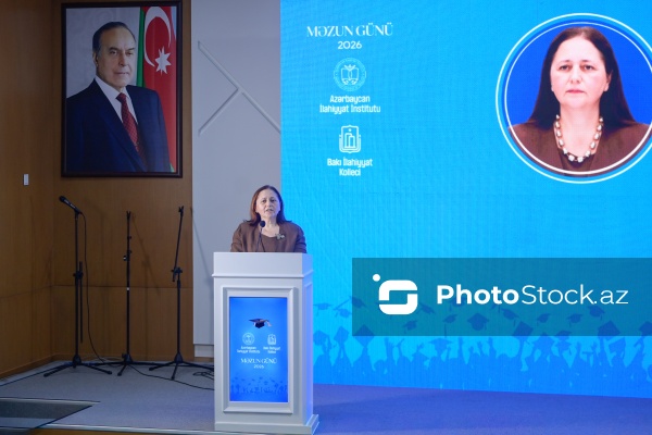 Aynur Sofiyeva - Azərbaycan İlahiyyat İnstitutunun və Bakı İlahiyyat Kollecinin "Məzun günü"ndə