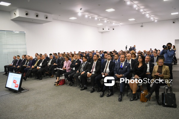 Azərbaycan-İsveçrə biznes forumu