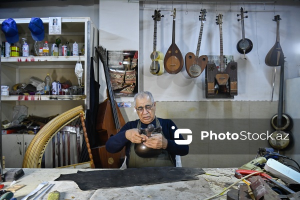 Milli musiqi alətlərinə yenidən həyat verən Məmmədəli Məmmədov