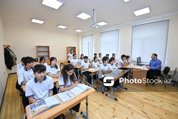Azərbaycan Milli Konservatoriyasının nəzdində fəaliyyət göstərən İncəsənət Gimnaziyası