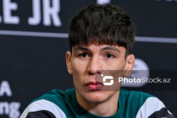 UFC iştirakçılarının Bakıda baş tutan mətbuat konfransı