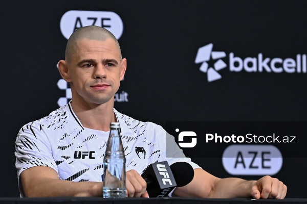 UFC iştirakçılarının Bakıda baş tutan mətbuat konfransı