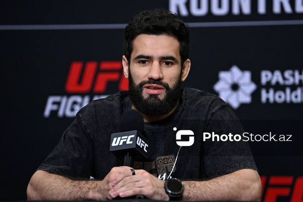 UFC iştirakçılarının Bakıda baş tutan mətbuat konfransı