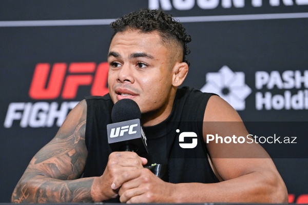 UFC iştirakçılarının Bakıda baş tutan mətbuat konfransı