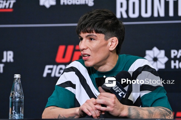 UFC iştirakçılarının Bakıda baş tutan mətbuat konfransı