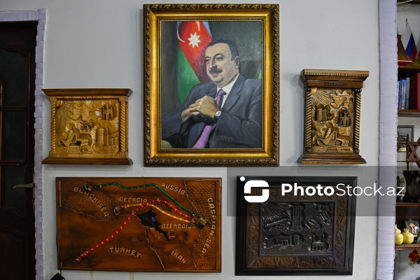 Azərbaycan Rəssamlar İttifaqının üzvü olan oymaçı Azər Əsədov