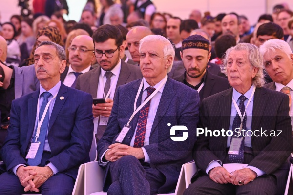 “Azərbaycan teatrı – 150: inkişaf perspektivləri” mövzusunda təşkil edilmiş forum