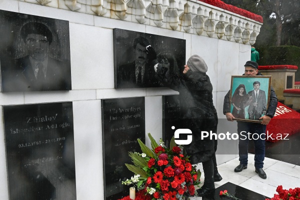 Qanlı 20 Yanvar faciəsindən 36 il ötür: Azərbaycan xalqı şəhidlərinin xatirəsini yad edir