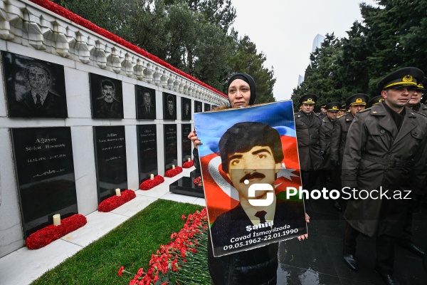 Qanlı 20 Yanvar faciəsindən 36 il ötür: Azərbaycan xalqı şəhidlərinin xatirəsini yad edir