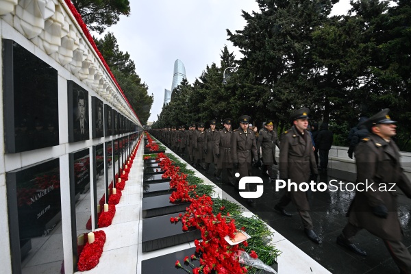 Qanlı 20 Yanvar faciəsindən 36 il ötür: Azərbaycan xalqı şəhidlərinin xatirəsini yad edir