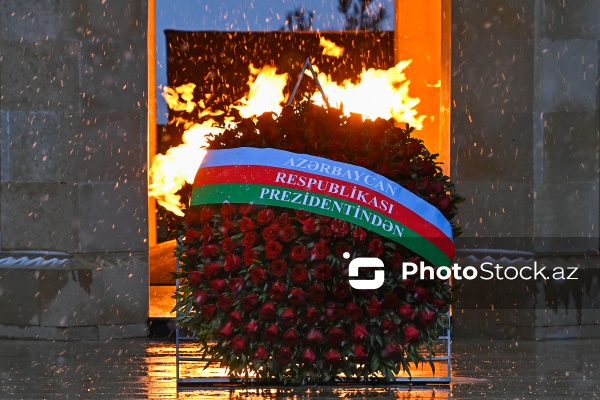 Qanlı 20 Yanvar faciəsindən 36 il ötür: Azərbaycan xalqı şəhidlərinin xatirəsini yad edir