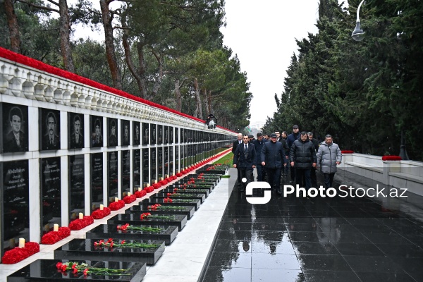Qanlı 20 Yanvar faciəsindən 36 il ötür: Azərbaycan xalqı şəhidlərinin xatirəsini yad edir
