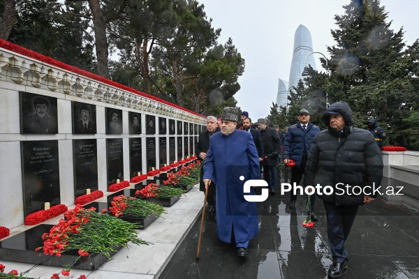 Qanlı 20 Yanvar faciəsindən 36 il ötür: Azərbaycan xalqı şəhidlərinin xatirəsini yad edir