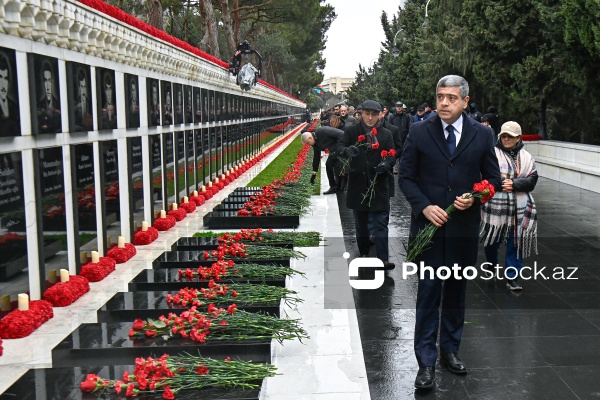 Anar Əliyev - Şəhidlər xiyabanında