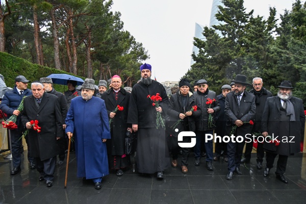 Qanlı 20 Yanvar faciəsindən 36 il ötür: Azərbaycan xalqı şəhidlərinin xatirəsini yad edir