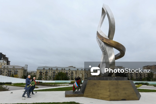 27 Sentyabr - Anım Günü ilə əlaqədar Zəfər parkına ziyarət