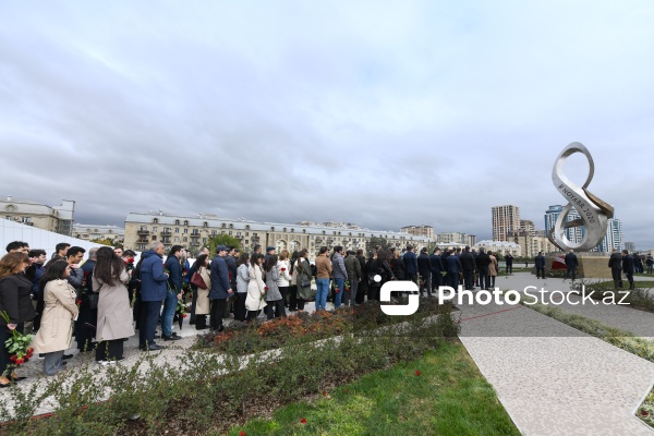 27 Sentyabr - Anım Günü ilə əlaqədar Zəfər parkına ziyarət