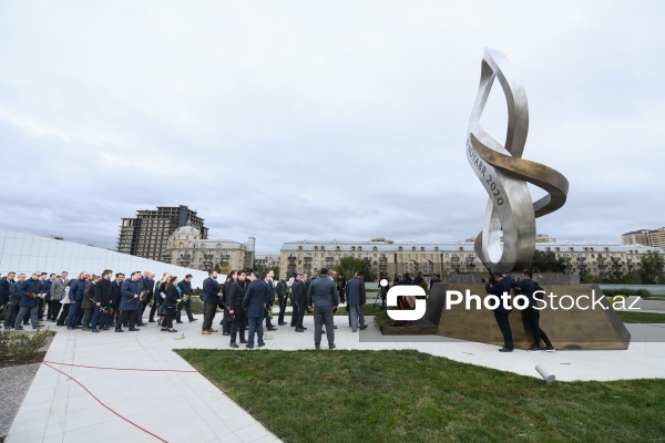 27 Sentyabr - Anım Günü ilə əlaqədar Zəfər parkına ziyarət
