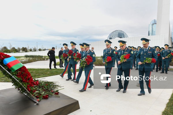 27 Sentyabr - Anım Günü ilə əlaqədar Zəfər parkına ziyarət