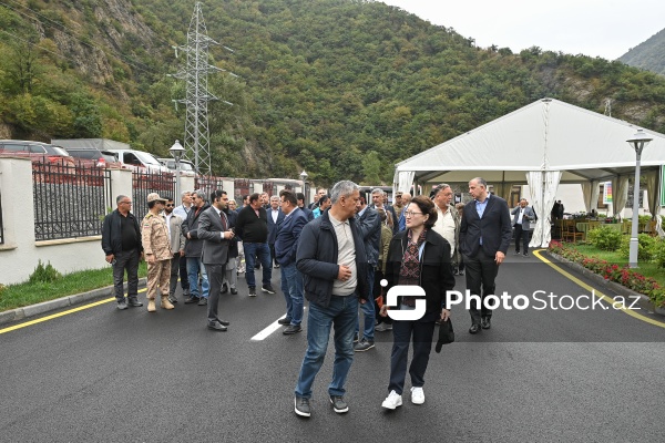 Diplomatik korpusun üzvləri Kəlbəcərdə yerləşən “Yuxarı Vəng” Su Elektrik Stansiyası ilə tanış olublar