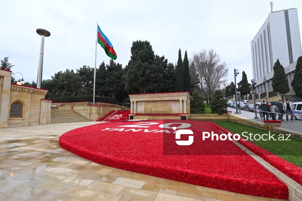 Xarici diplomatların Şəhidlər xiyabanını ziyarəti