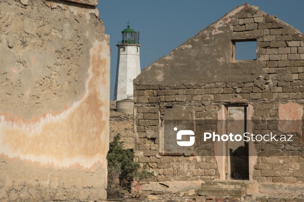 Abşeron yarımadasının cənub hissəsində yerləşən Nargin adası