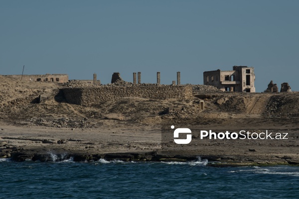 Abşeron yarımadasının cənub hissəsində yerləşən Nargin adası